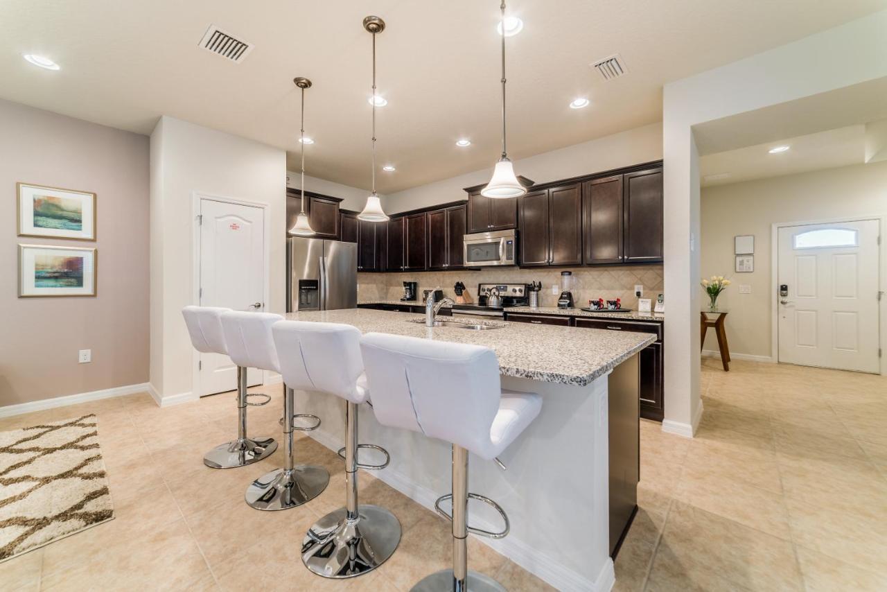 Beautiful Townhome With Splash Pool And Game Room Kissimmee Exterior photo