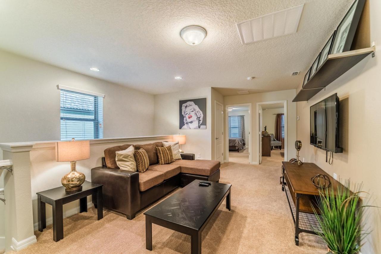 Beautiful Townhome With Splash Pool And Game Room Kissimmee Exterior photo